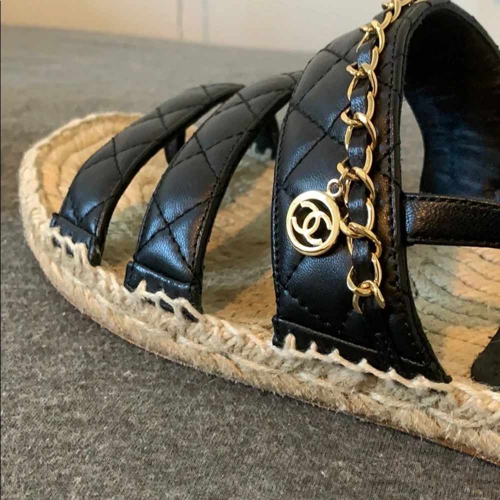 CHANEL Black and Gold Sandals - Picture 4 of 8